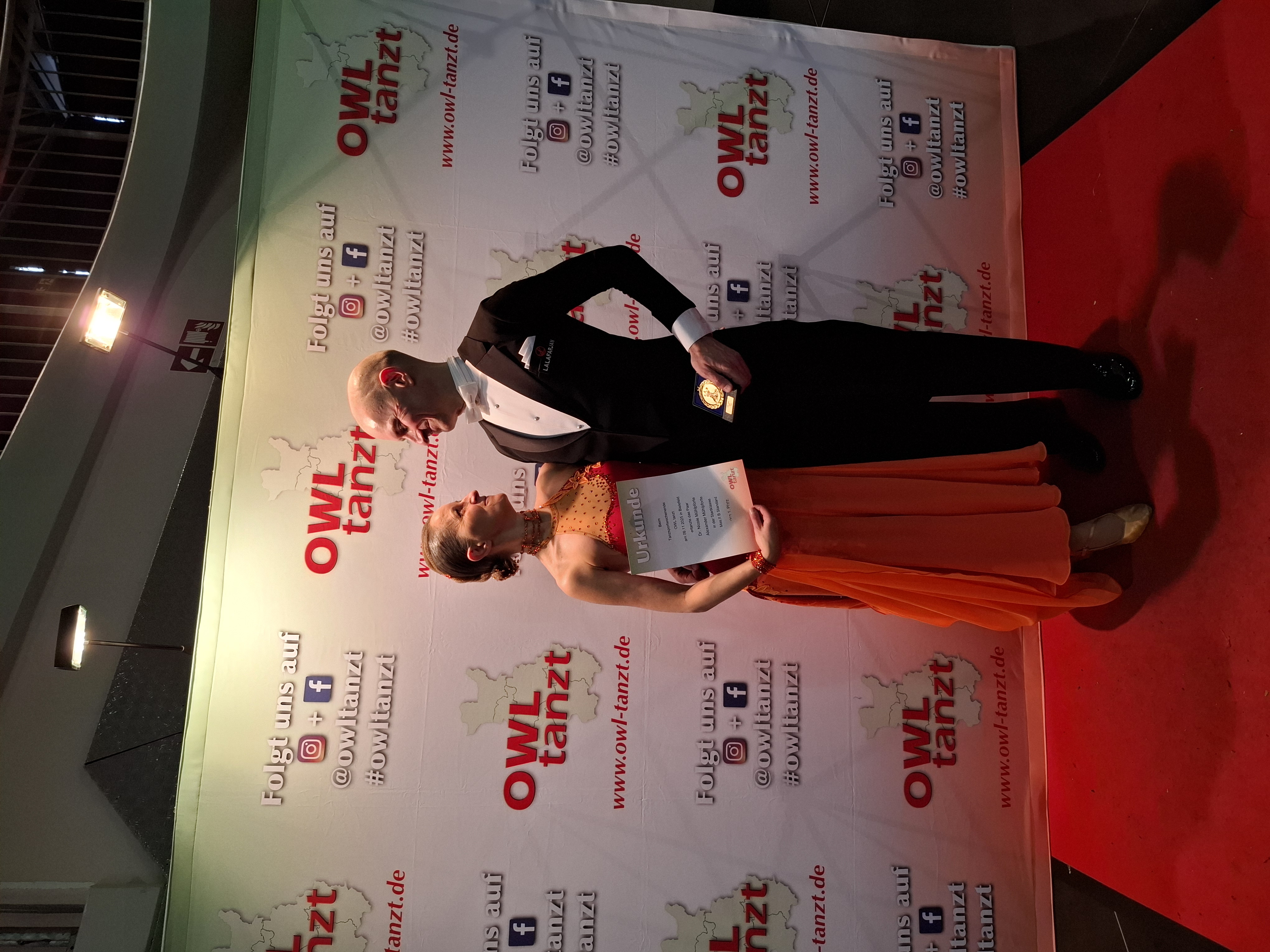 2025-11-08-09_TURNIERBERICHT owl TANZT (1).jpg